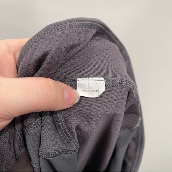 Calia Carrie Underwood Grey Energize Capri Crop Pants Size Medium - Picture 6 of 9